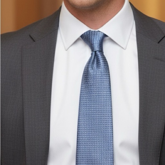 Elegant Blue Men's Tie - Picture 1 of 7